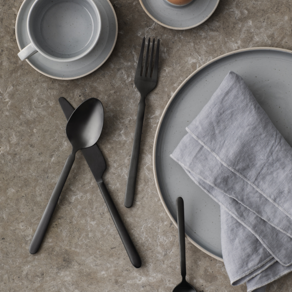 BLOMUS - STELLA Set de couverts Noir (16 pièces)