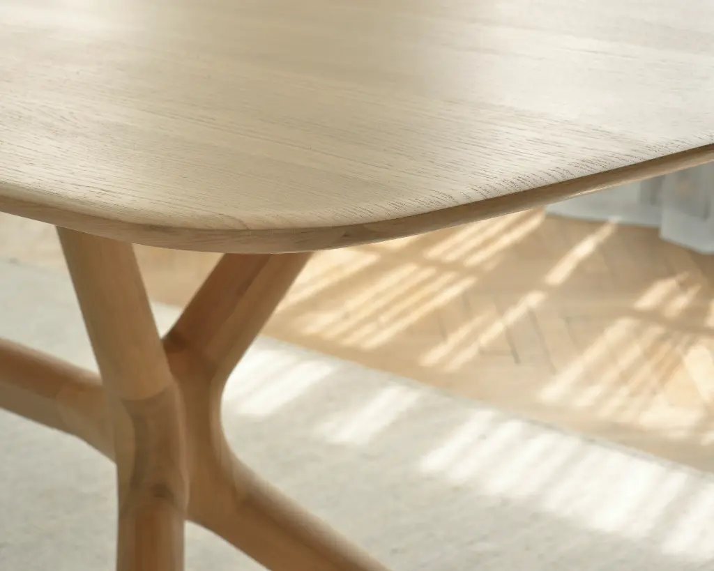 ETHNICRAFT Table X Chene Lifestyle Détails plateau.webp