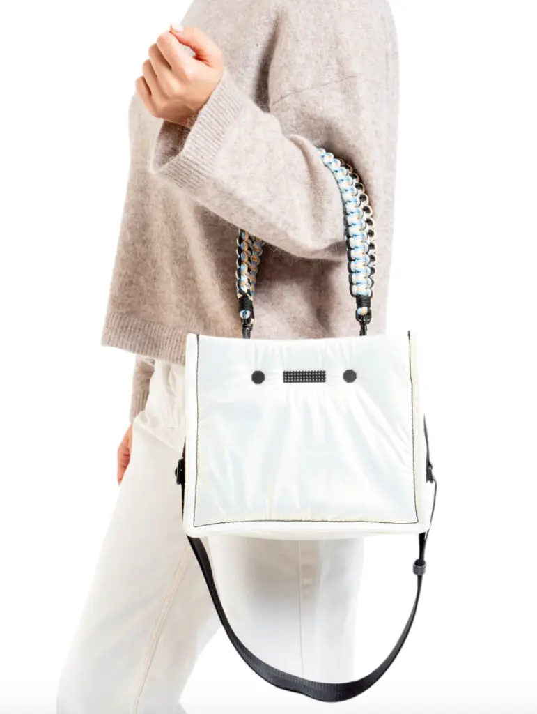 CLIO Sac MINI FLEX Pearl Rose fluo Lifestyle.webp