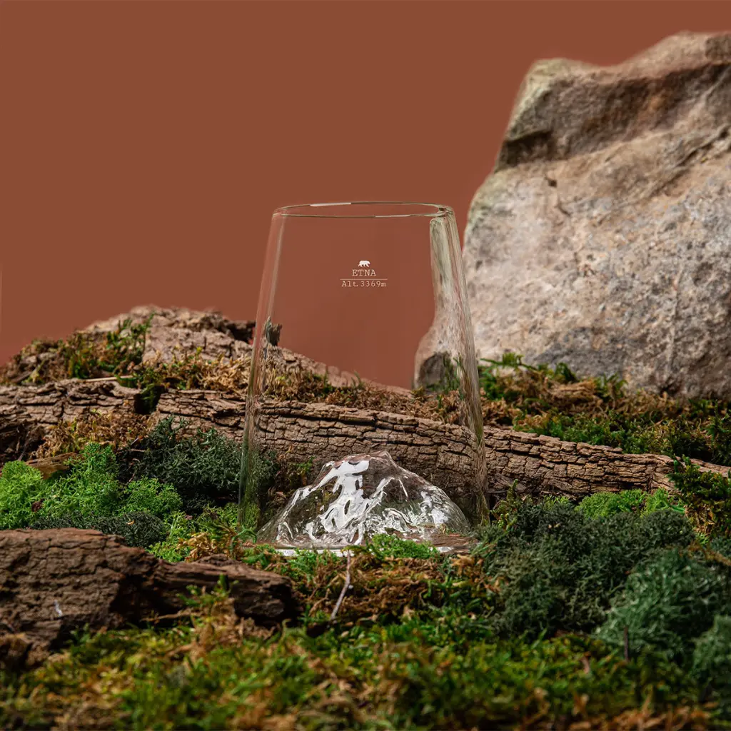 ALASKAN MAKER Verre ETNA details lifestyle.webp