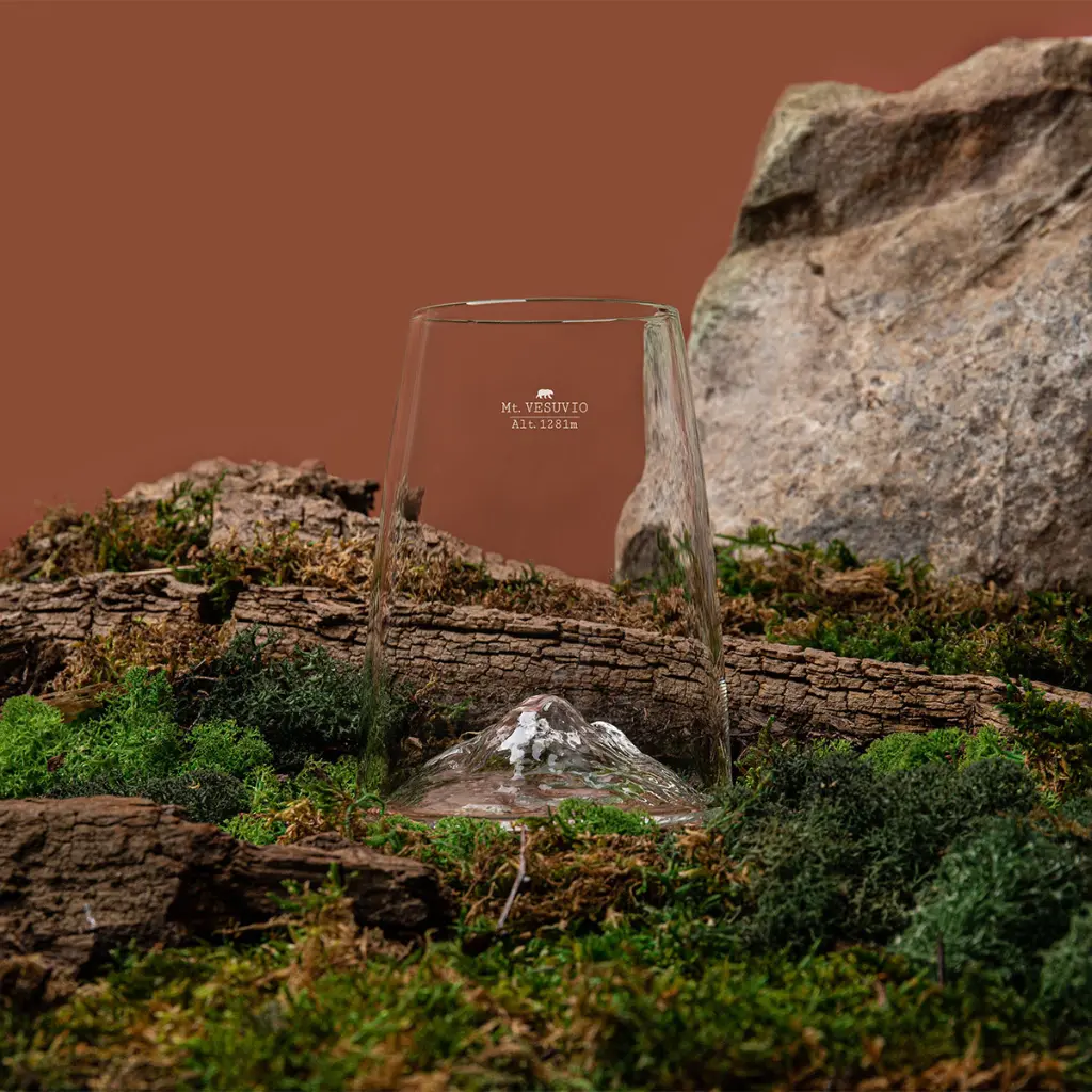 ALASKAN MAKER Verre VESUVE details lifestyle.webp