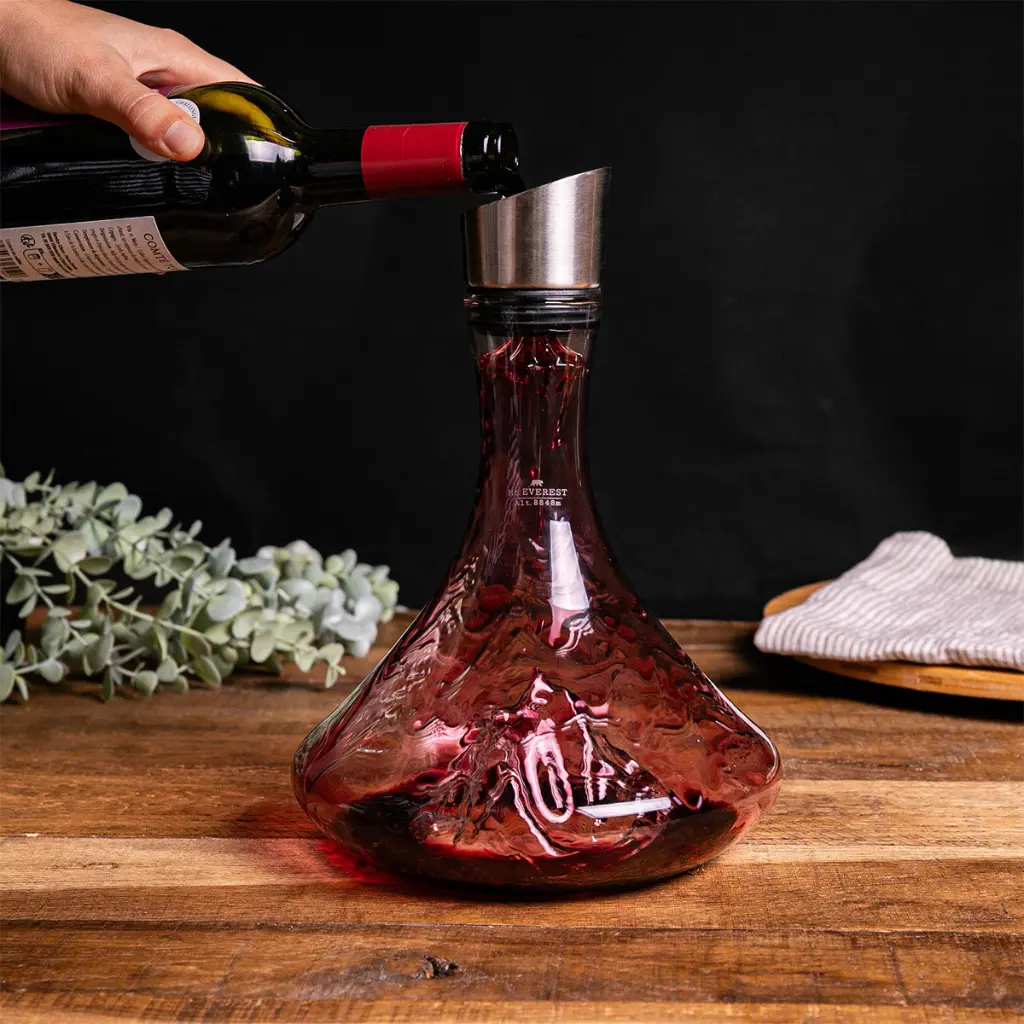ALASKAN MAKER Carafe decanter MONT EVEREST Lifestyle versement bouteille.webp