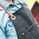 ALASKAN MAKER Tablier 690 Noir Detail Lifestyle.webp