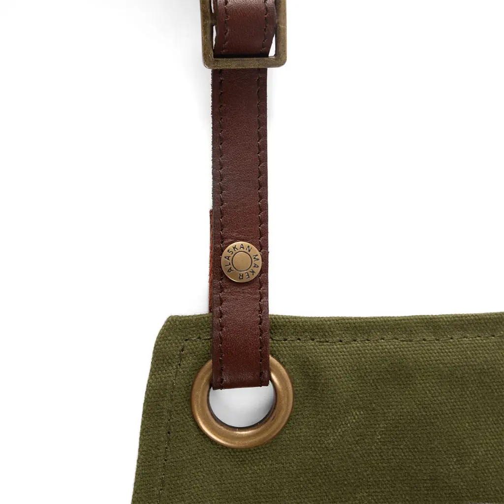 ALASKAN MAKER Tablier 690 Olive Details Cuir.webp