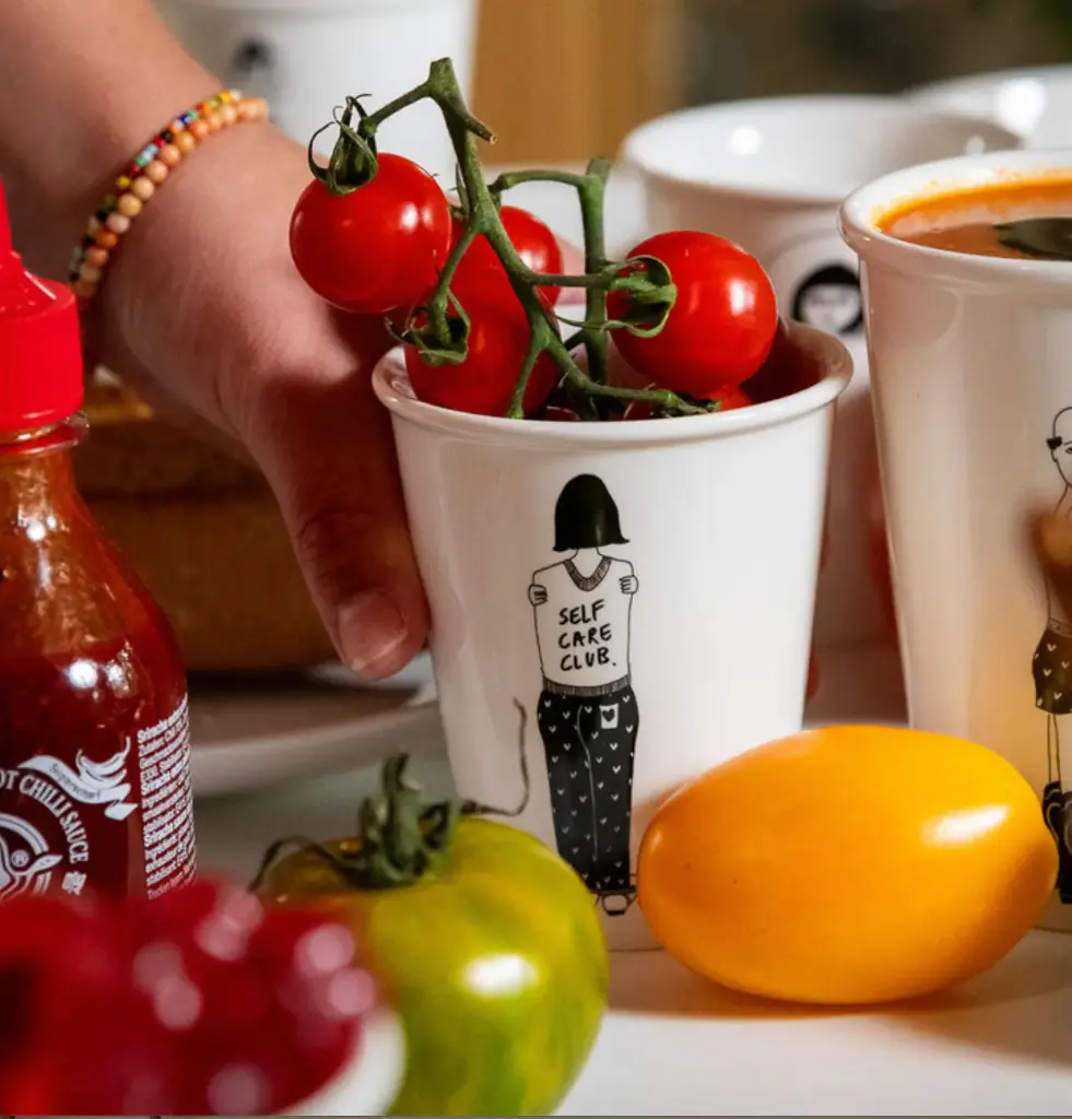 HELEN B Tasse SELF CARE Lifestyle.jpg