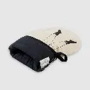 HELEN B Oven Mitt Y verso.webp
