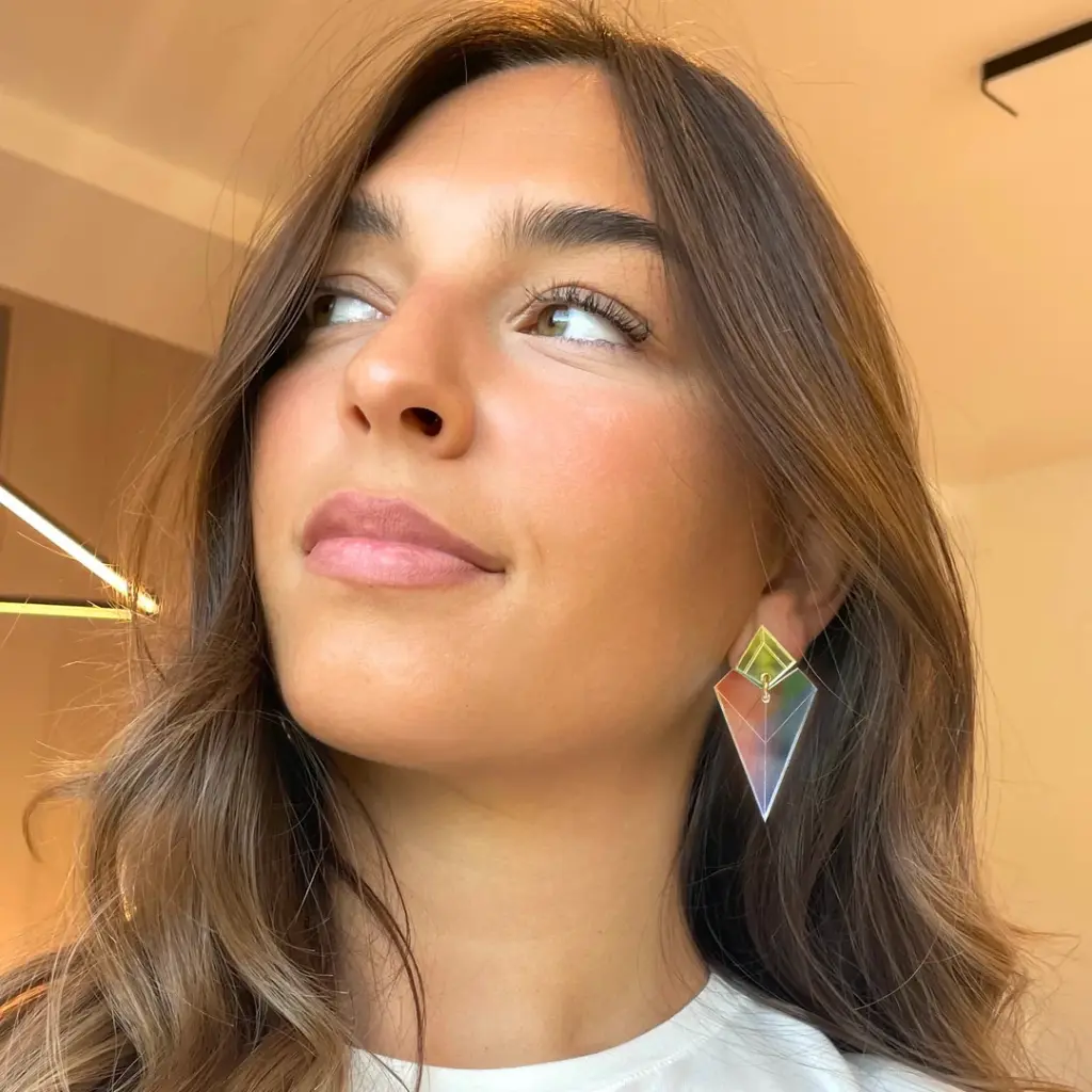 TELLMEE Sakura Irise dore Lifestyle.webp