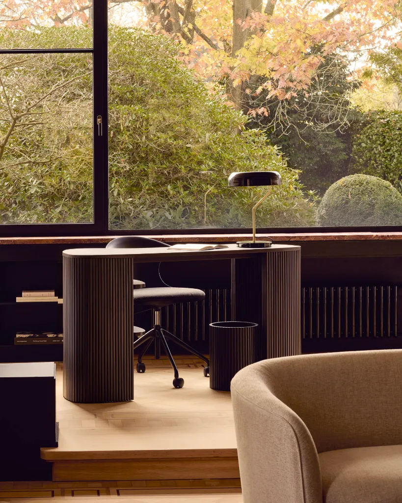 ETHNICRAFT Bureau ROLELR MAX Lifestyle 1.webp