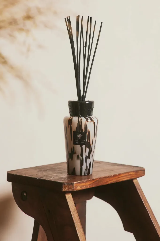 BAOBAB Diffuseur Pearls black Lifestyle.webp
