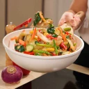 COOKUT Wok Blanc Lifestyle 3.webp