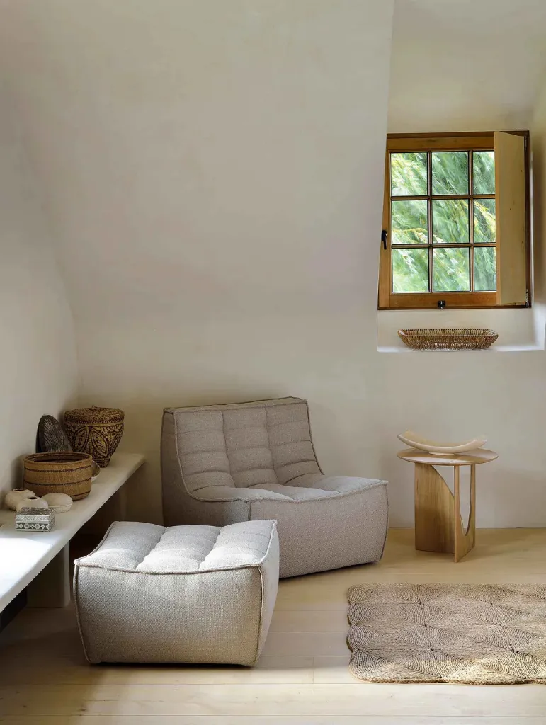 ETHNICRAFT Pouf N701 Lifestyle Beige.webp