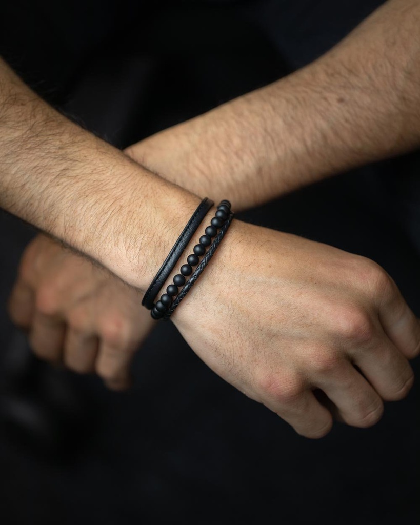 Gemini - Bracelet Triple avec pierre Onyx 6 mm et cuir Nappa