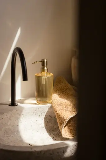 PAVEAU - Distributeur de savon RIBBED Hand wash Dispenser LIMITED EDITION x WellMark Yellow Cable